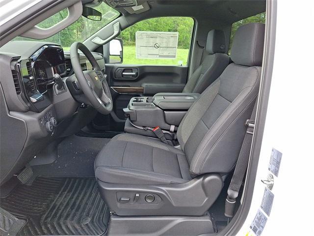 new 2025 Chevrolet Silverado 3500 car, priced at $56,900