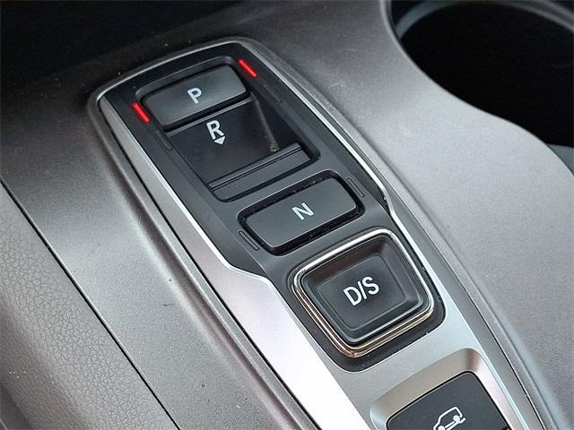 used 2021 Honda Pilot car, priced at $27,998
