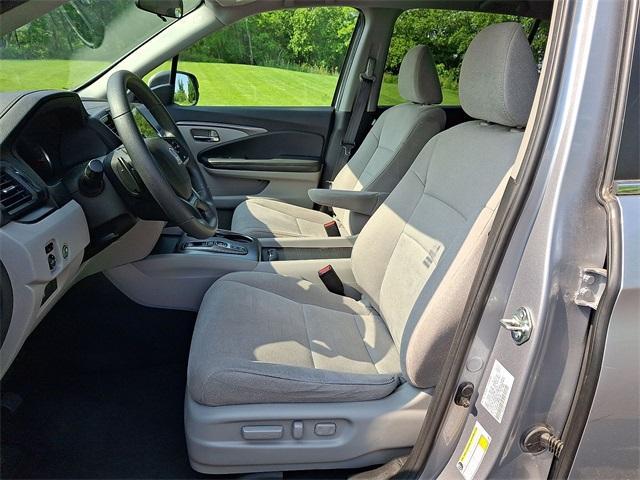 used 2021 Honda Pilot car, priced at $27,998