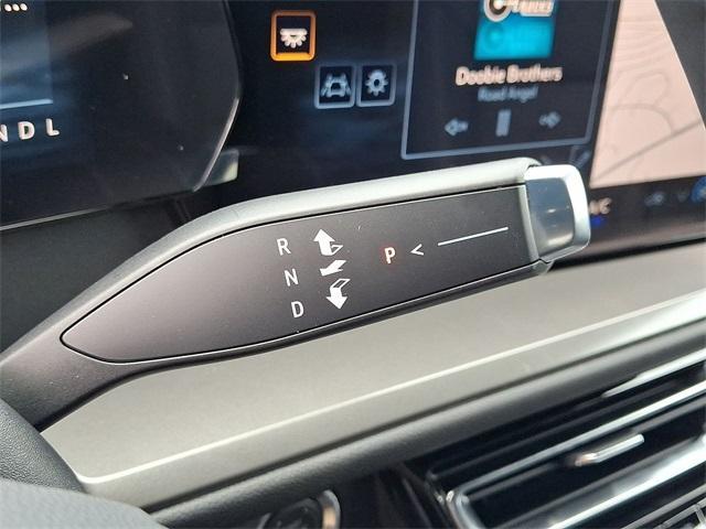 new 2026 Chevrolet Traverse car, priced at $46,640