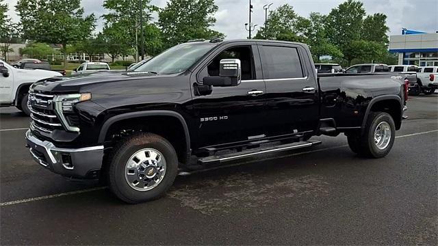 new 2025 Chevrolet Silverado 3500 car, priced at $82,637