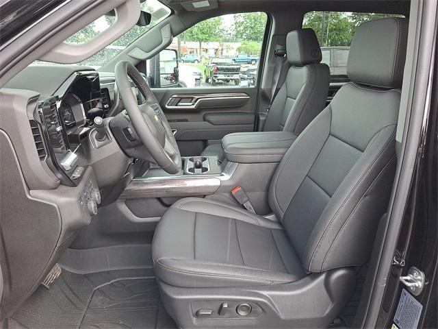 new 2025 Chevrolet Silverado 3500 car, priced at $82,637
