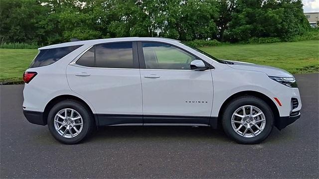 used 2022 Chevrolet Equinox car, priced at $22,990