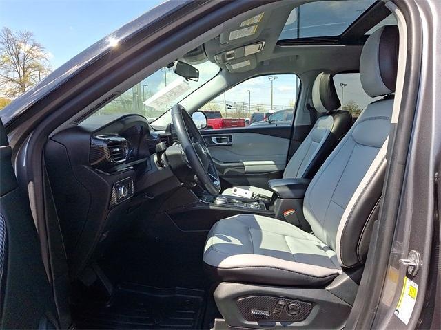used 2021 Ford Explorer car
