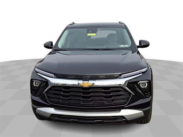 new 2025 Chevrolet TrailBlazer car, priced at $30,330