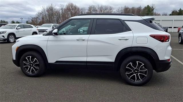 used 2023 Chevrolet TrailBlazer car, priced at $26,498