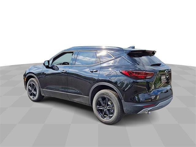 new 2025 Chevrolet Blazer car, priced at $40,429