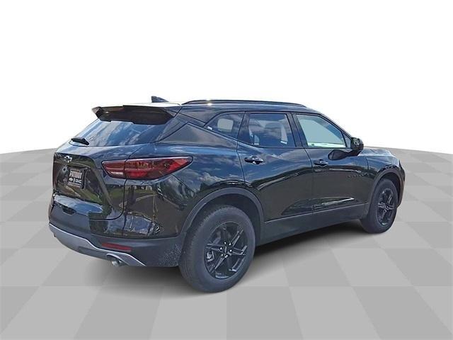 new 2025 Chevrolet Blazer car, priced at $40,429