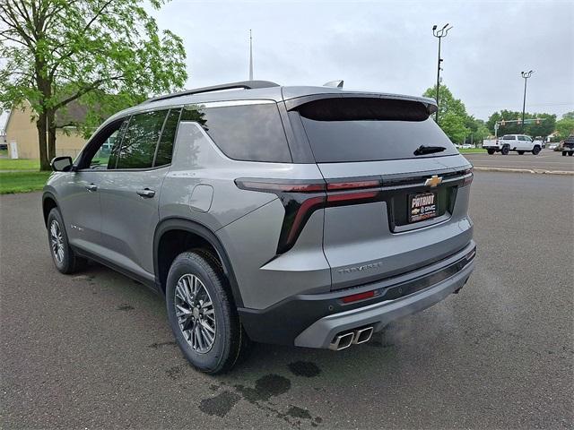 new 2025 Chevrolet Traverse car, priced at $42,532