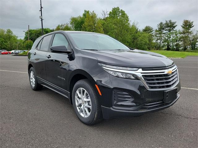 new 2024 Chevrolet Equinox car, priced at $30,905