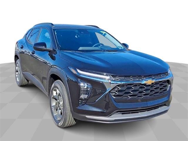 new 2025 Chevrolet Trax car, priced at $25,360