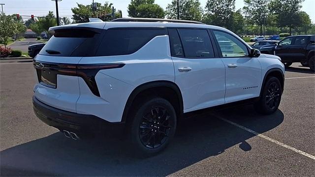new 2025 Chevrolet Traverse car, priced at $44,657