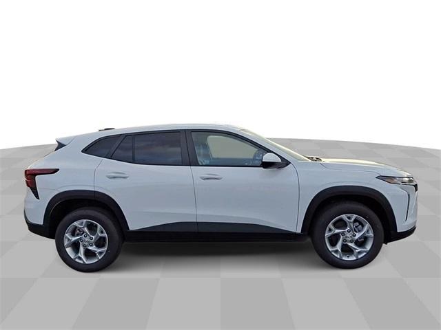 new 2025 Chevrolet Trax car, priced at $22,461