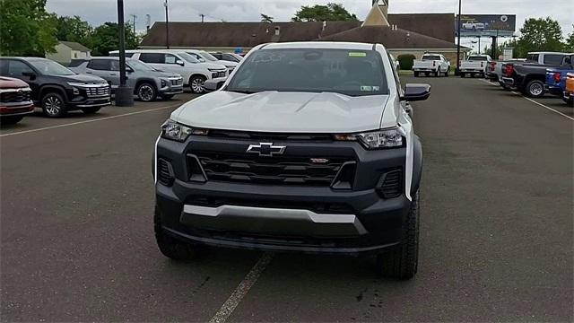 new 2025 Chevrolet Colorado car, priced at $43,199