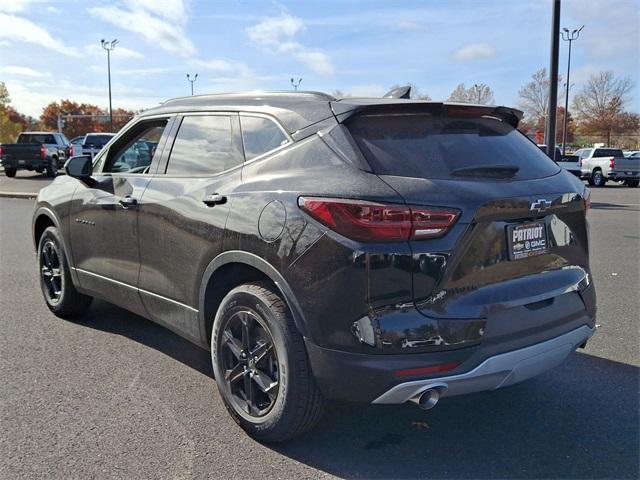 new 2025 Chevrolet Blazer car