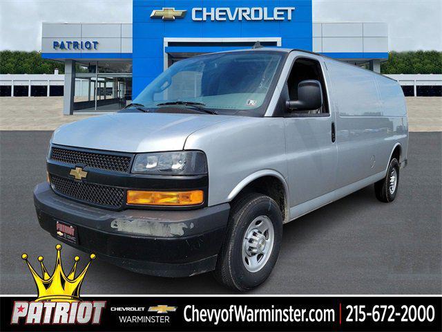 new 2023 Chevrolet Express 3500 car