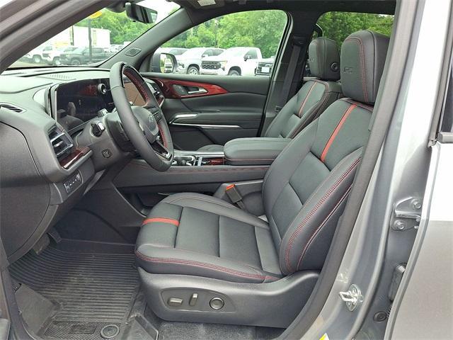 new 2025 Chevrolet Traverse car, priced at $59,445