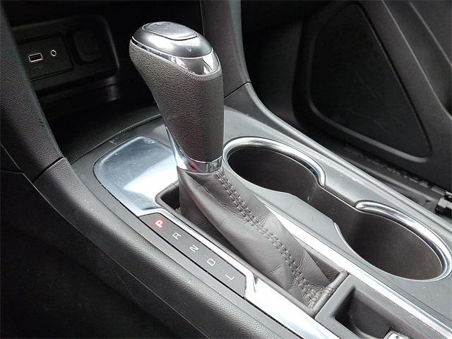 used 2021 Chevrolet Equinox car, priced at $17,848