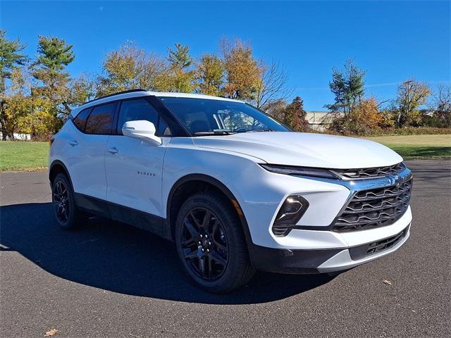 new 2025 Chevrolet Blazer car, priced at $43,056