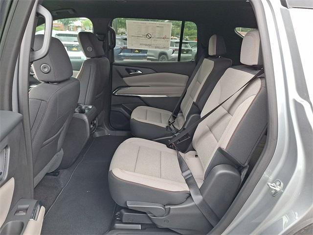 new 2025 Chevrolet Traverse car, priced at $45,675