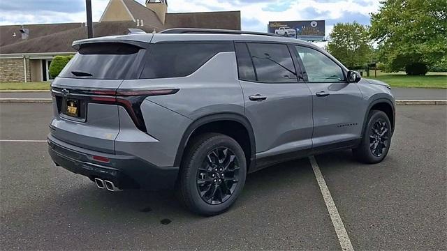 new 2025 Chevrolet Traverse car, priced at $45,675