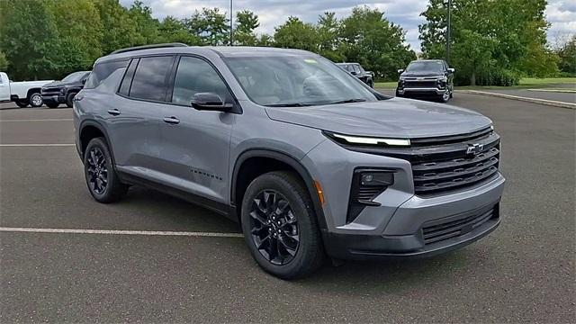 new 2025 Chevrolet Traverse car, priced at $45,675