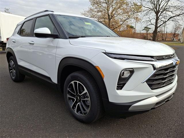 new 2025 Chevrolet TrailBlazer car