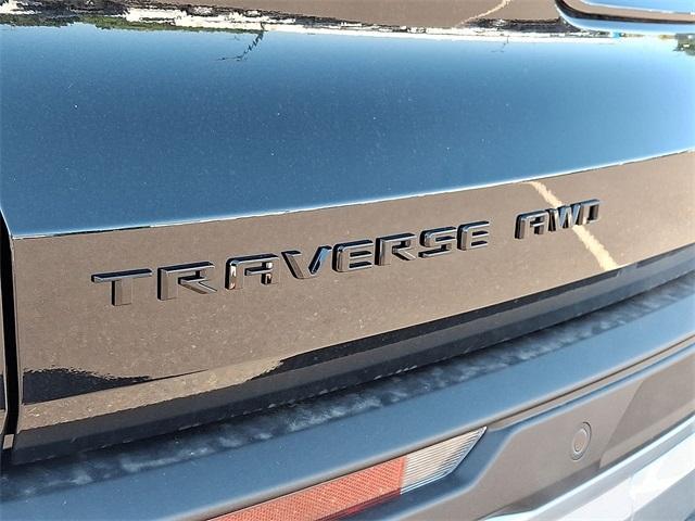 new 2025 Chevrolet Traverse car, priced at $50,190