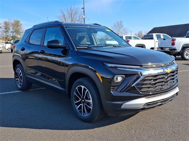 new 2025 Chevrolet TrailBlazer car, priced at $29,485