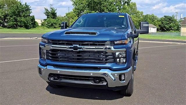 new 2025 Chevrolet Silverado 2500 car, priced at $71,808