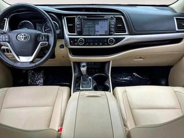 used 2019 Toyota Highlander car, priced at $22,597