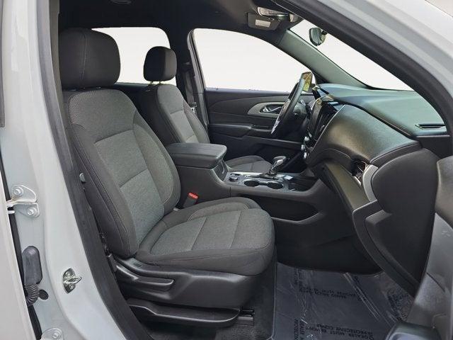 used 2023 Chevrolet Traverse car, priced at $28,997