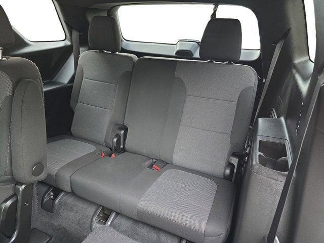 used 2023 Chevrolet Traverse car, priced at $28,997