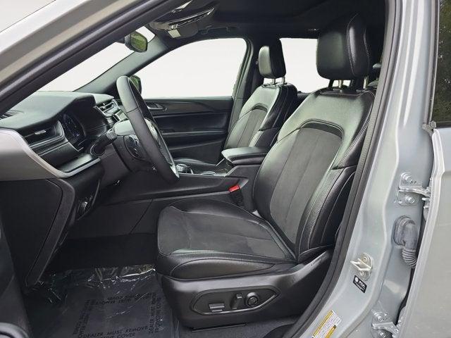 used 2024 Jeep Grand Cherokee car, priced at $32,977