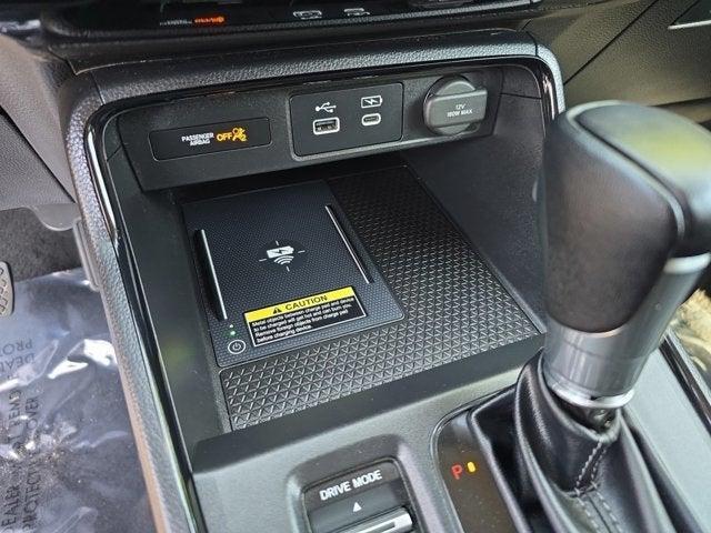 used 2025 Honda CR-V car, priced at $30,997
