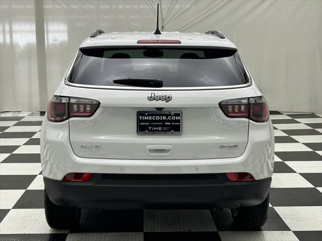 new 2025 Jeep Compass car, priced at $30,499