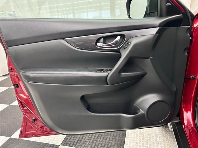 used 2018 Nissan Rogue car, priced at $15,969