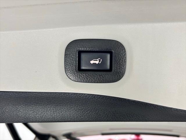 used 2018 Nissan Rogue car, priced at $15,969