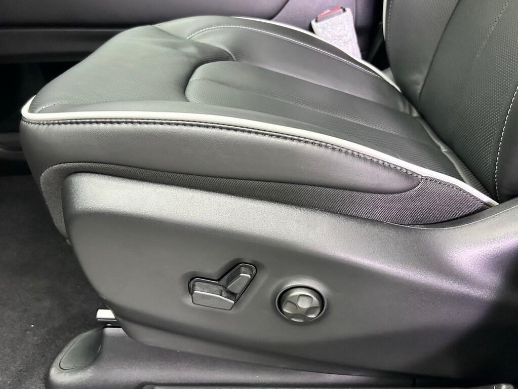 new 2025 Chrysler Pacifica car, priced at $49,999