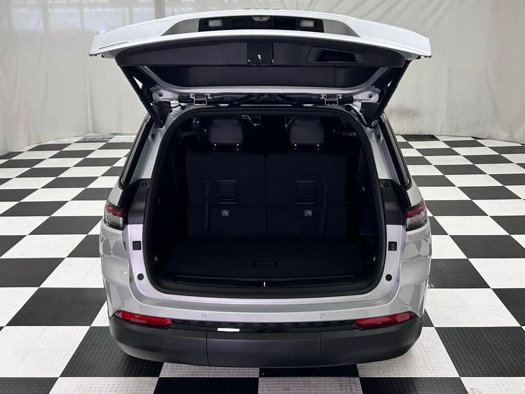 new 2025 Jeep Grand Cherokee L car, priced at $41,475