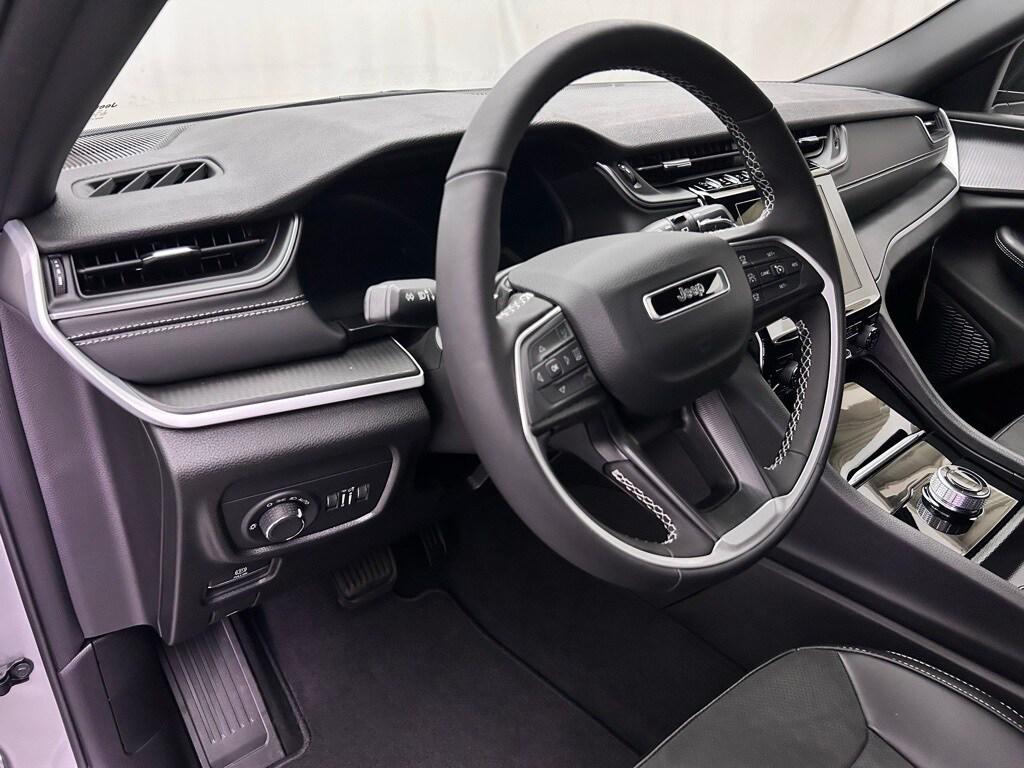 new 2025 Jeep Grand Cherokee L car, priced at $41,475