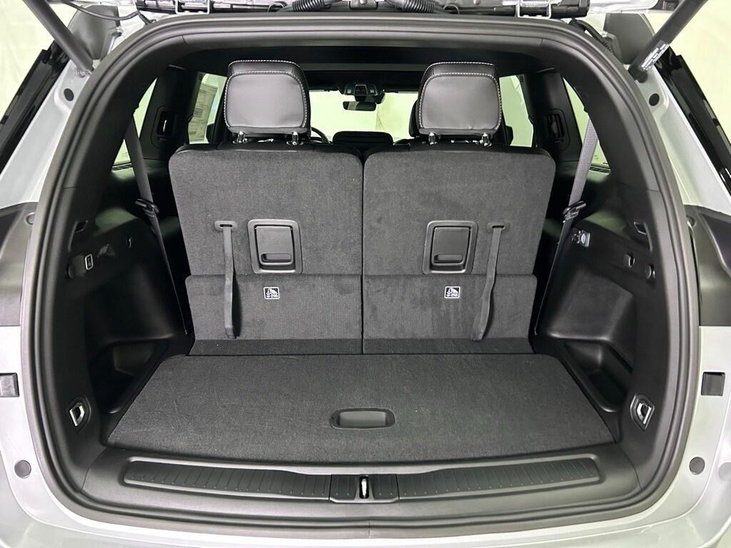 new 2025 Jeep Grand Cherokee L car, priced at $41,475