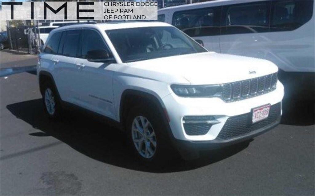 used 2023 Jeep Grand Cherokee car, priced at $30,819