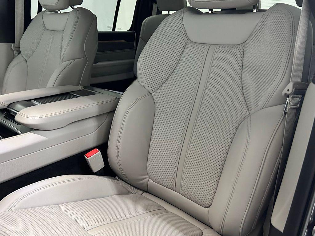 new 2025 Jeep Wagoneer car, priced at $67,114