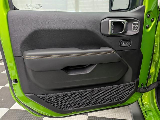 new 2025 Jeep Wrangler car