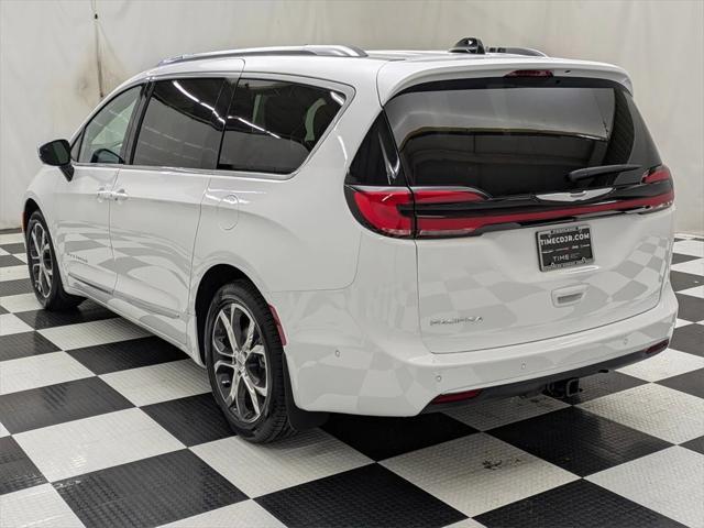 new 2025 Chrysler Pacifica car, priced at $53,227