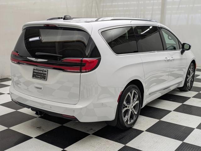 new 2025 Chrysler Pacifica car, priced at $53,227