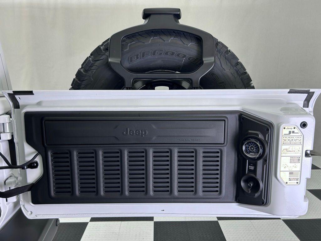 new 2025 Jeep Wrangler car, priced at $98,477