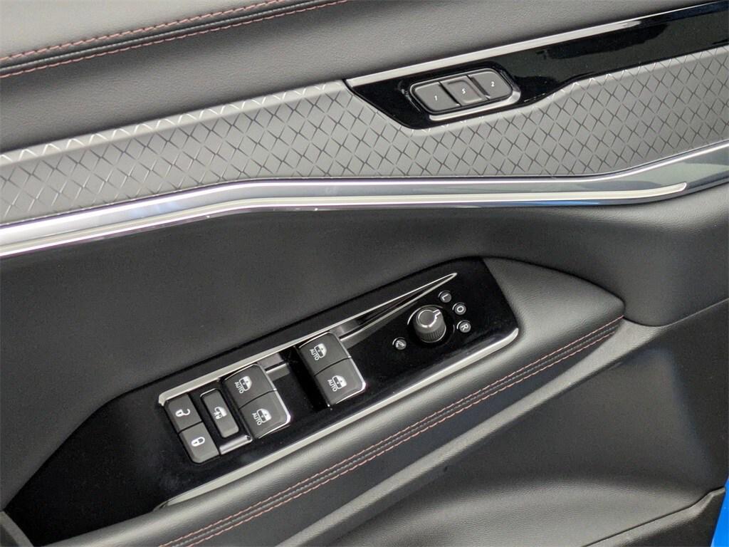 new 2025 Jeep Wagoneer S car, priced at $51,489
