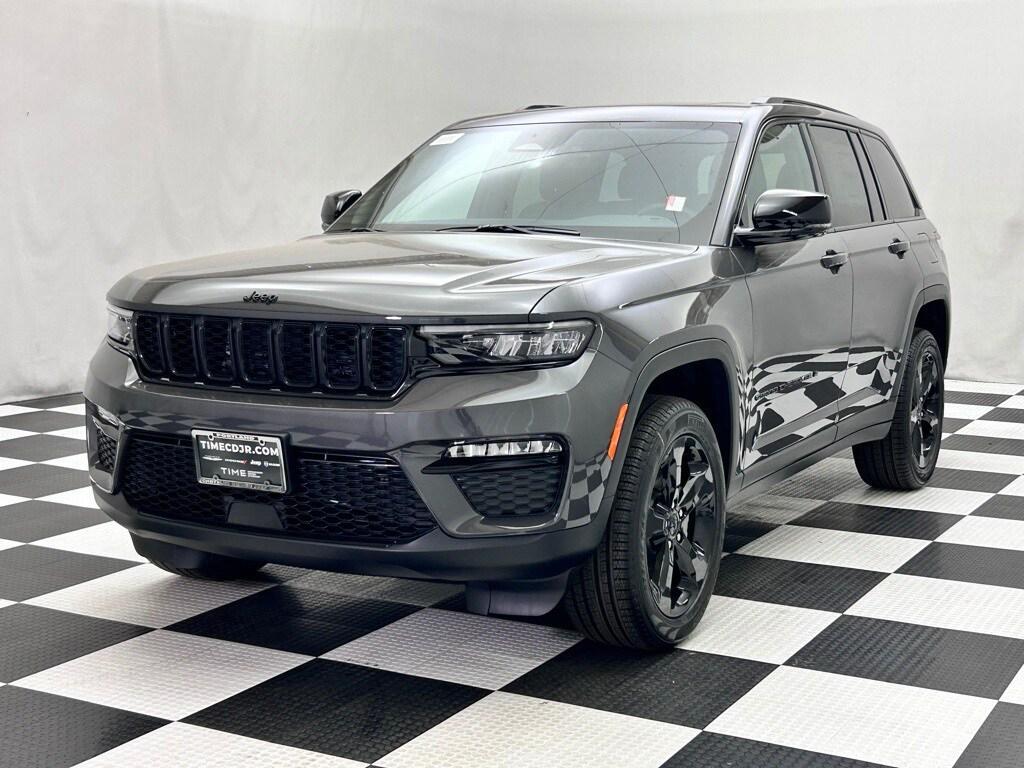 new 2025 Jeep Grand Cherokee car, priced at $46,730